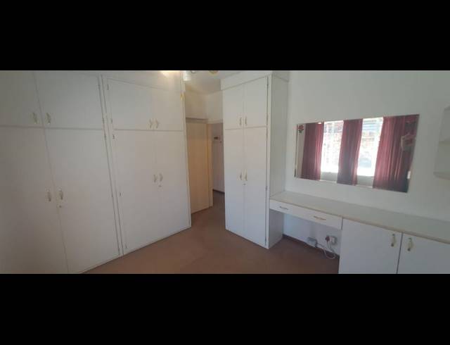 2 BEDROOM TOWNHOUSE FOR SALE IN BARTLETT